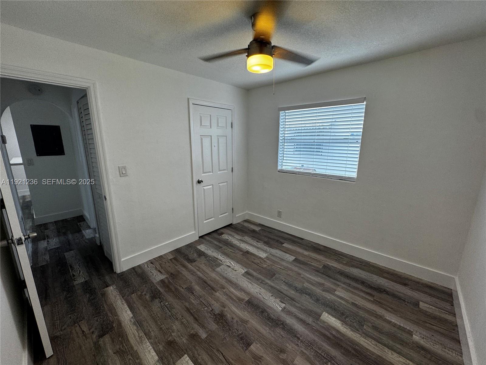   /  1370 sq. ft. $ 2025-12-03 0 Photo