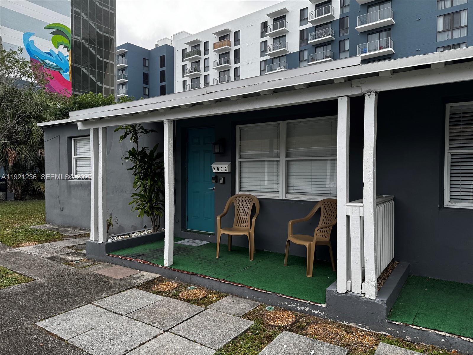   /  1370 sq. ft. $ 2025-12-03 0 Photo