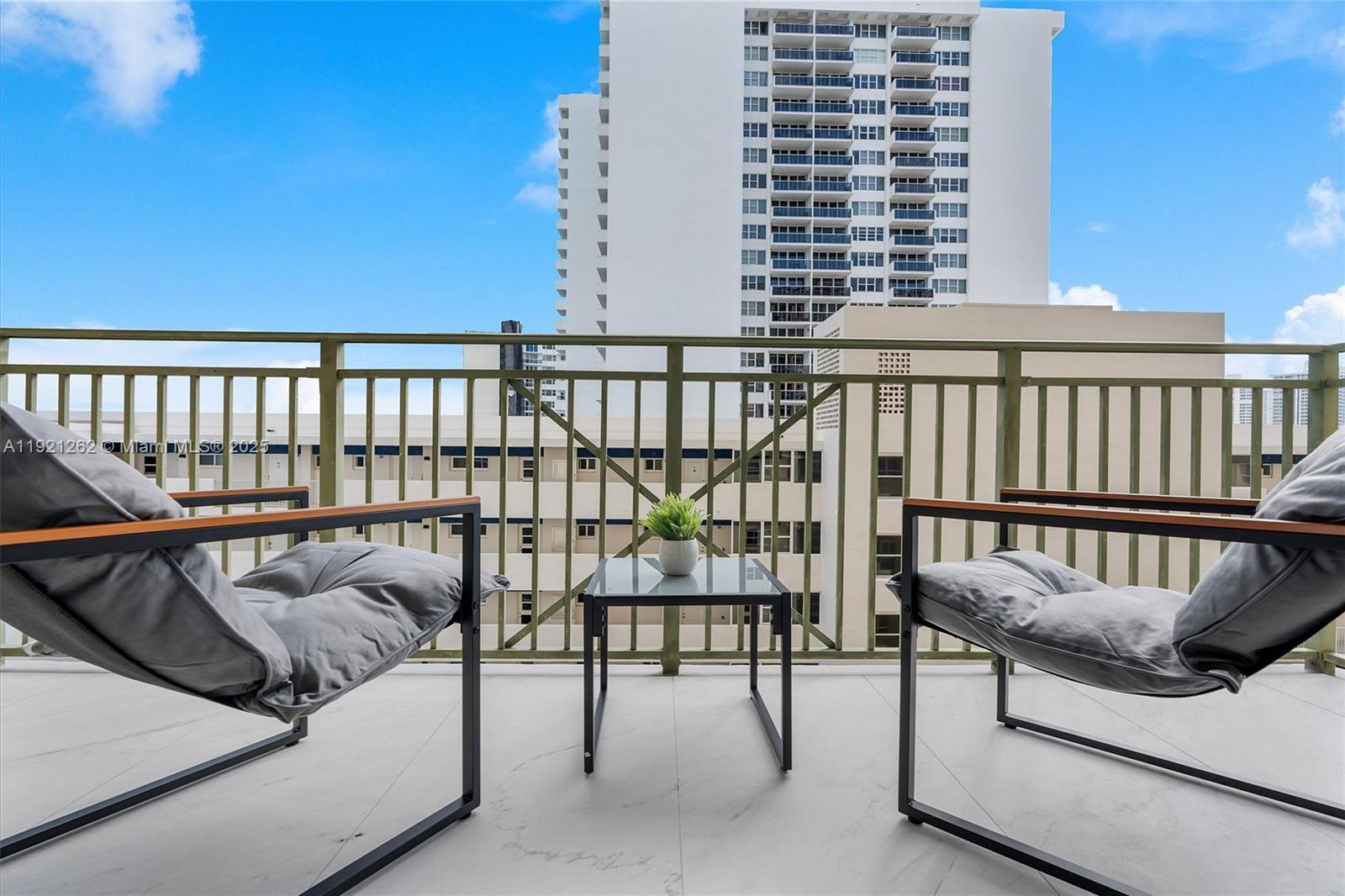 Photo of 2080 Ocean Dr #809, Hallandale Beach, Florida, 33009 -