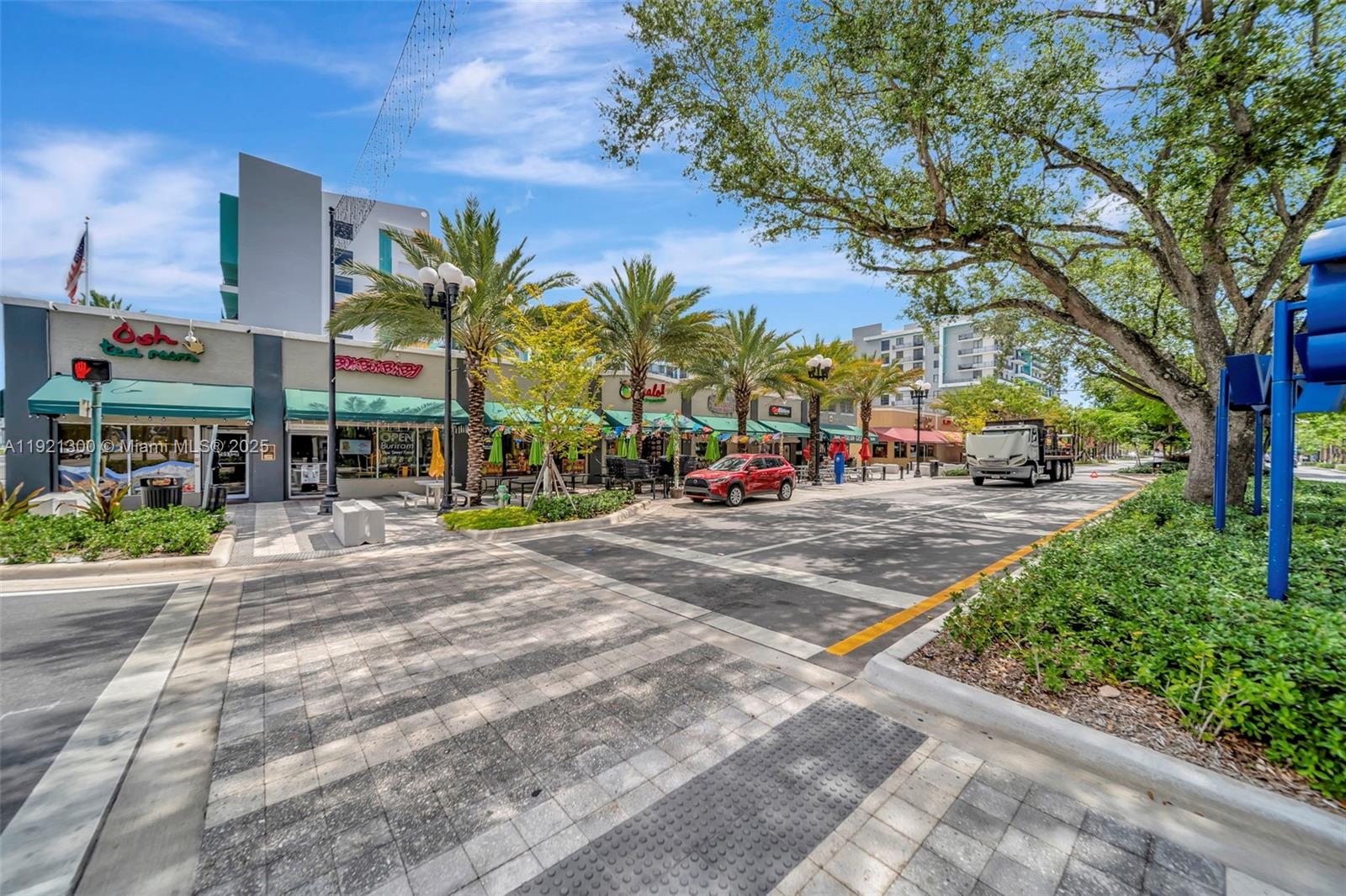 Photo of 140 Dixie Hwy  #1007, Hollywood, Florida, 33020 - 