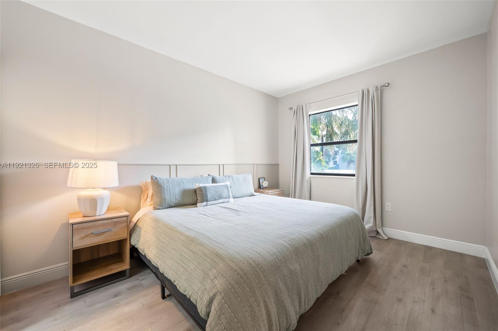 Photo of 429 Poinciana Dr #1415, Sunny Isles Beach, Florida, 33160 - Second bedroom