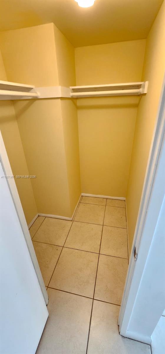 115-3 2 / 2 1674 sq. ft. $ 2025-11-26 0 Photo