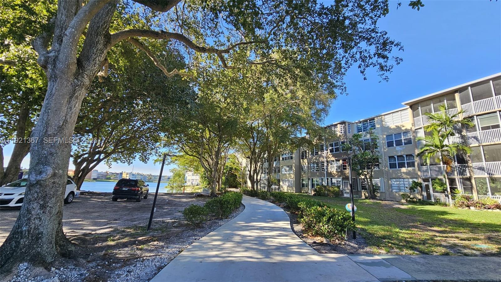 115-3 2 / 2 1674 sq. ft. $ 2025-11-26 0 Photo