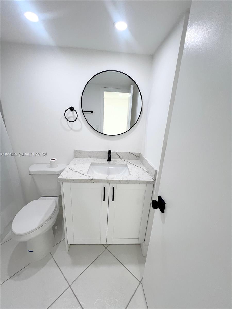 2012 2 / 2 1087 sq. ft. $ 2025-11-26 0 Photo