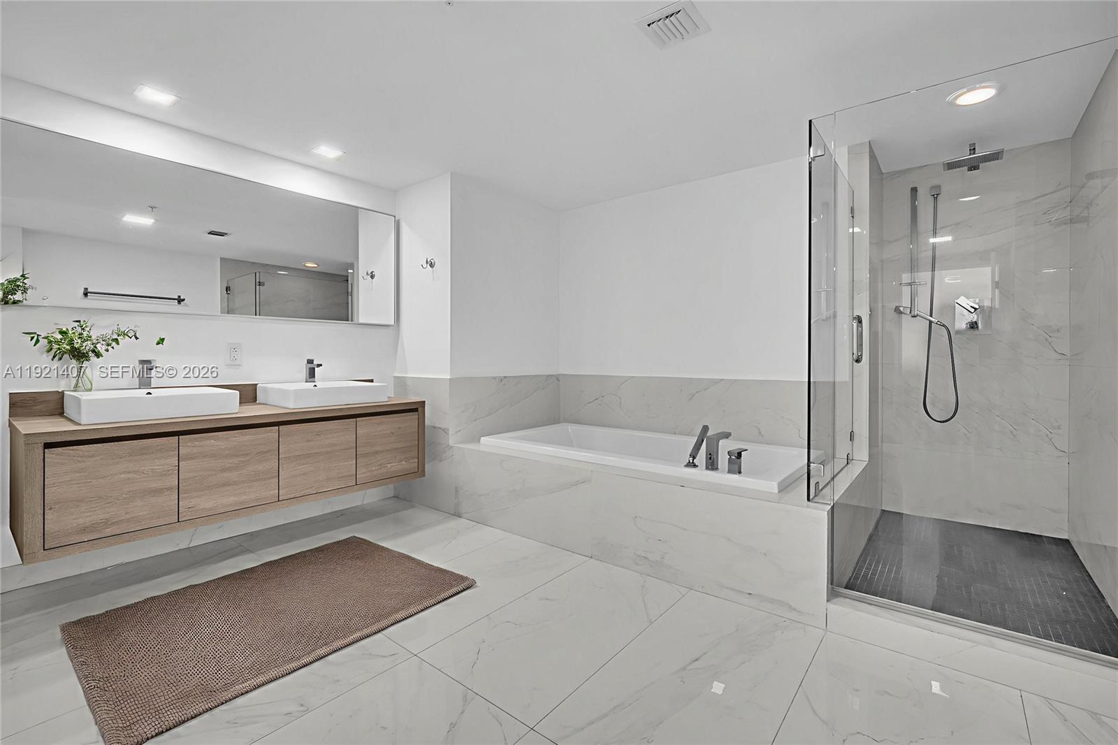 Photo of 400 Sunny Isles Blvd  #1519, Sunny Isles Beach, Florida, 33160 - 