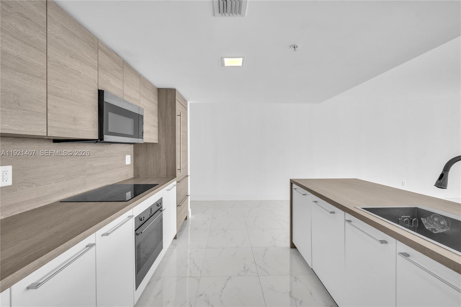 Photo of 400 Sunny Isles Blvd  #1519, Sunny Isles Beach, Florida, 33160 - 