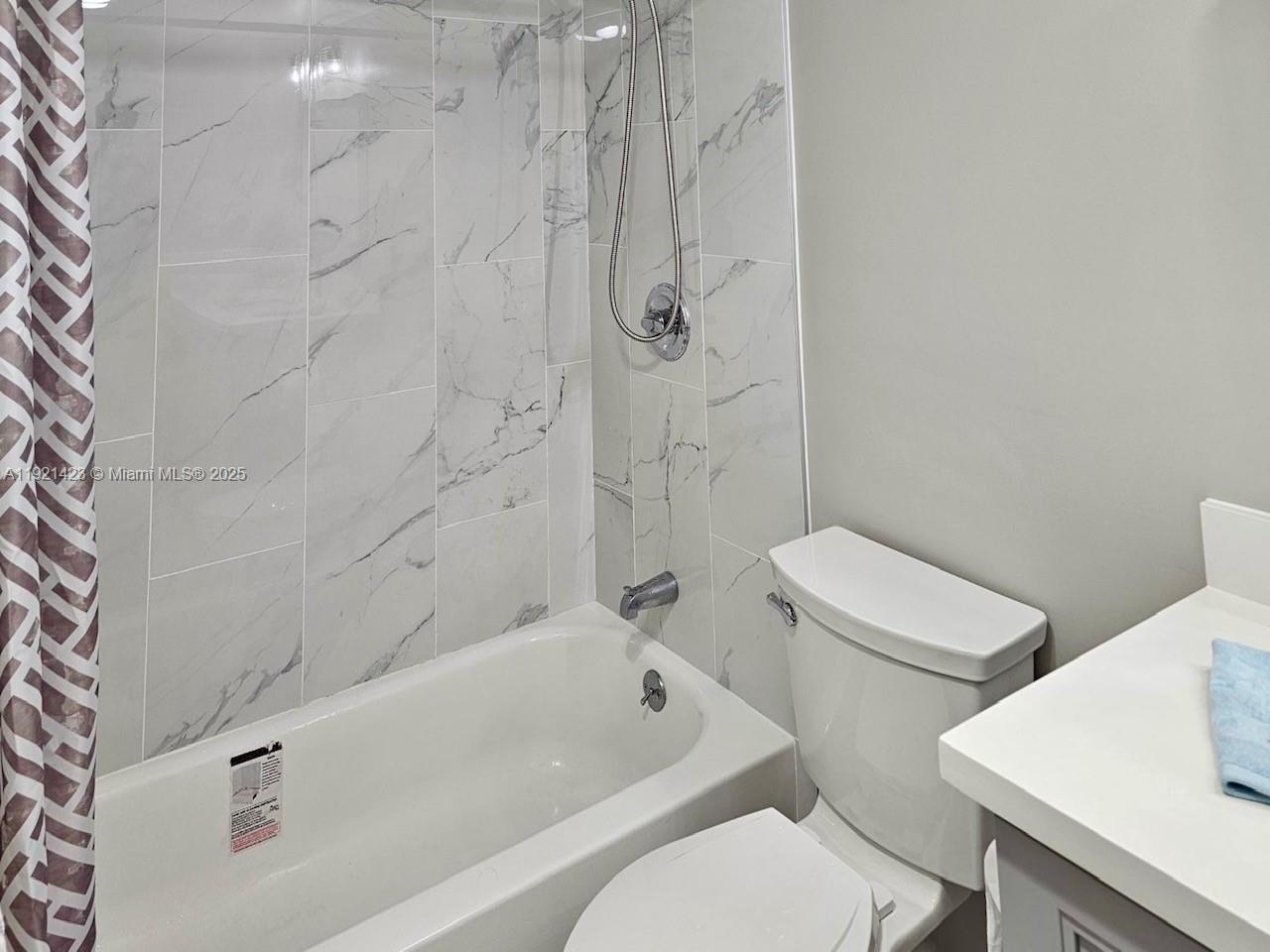 Photo of 1410 Ocean Dr  #308, Hollywood, Florida, 33019 - 