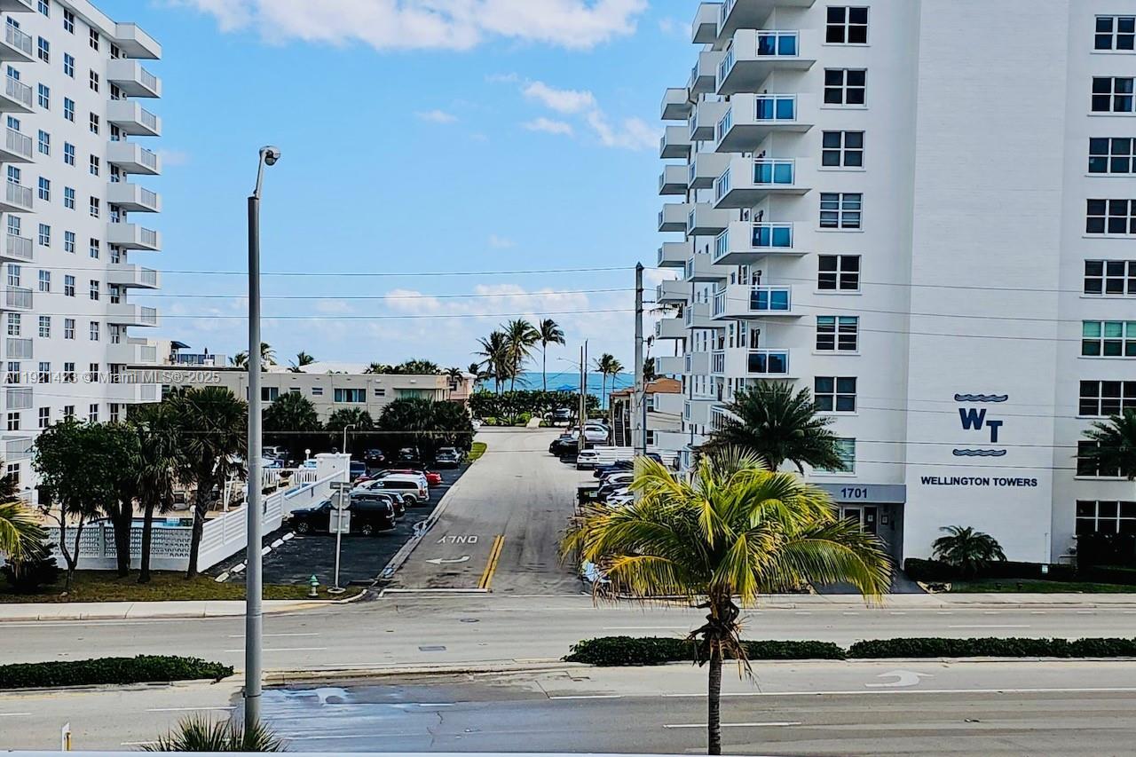 Photo of 1410 Ocean Dr  #308, Hollywood, Florida, 33019 - 
