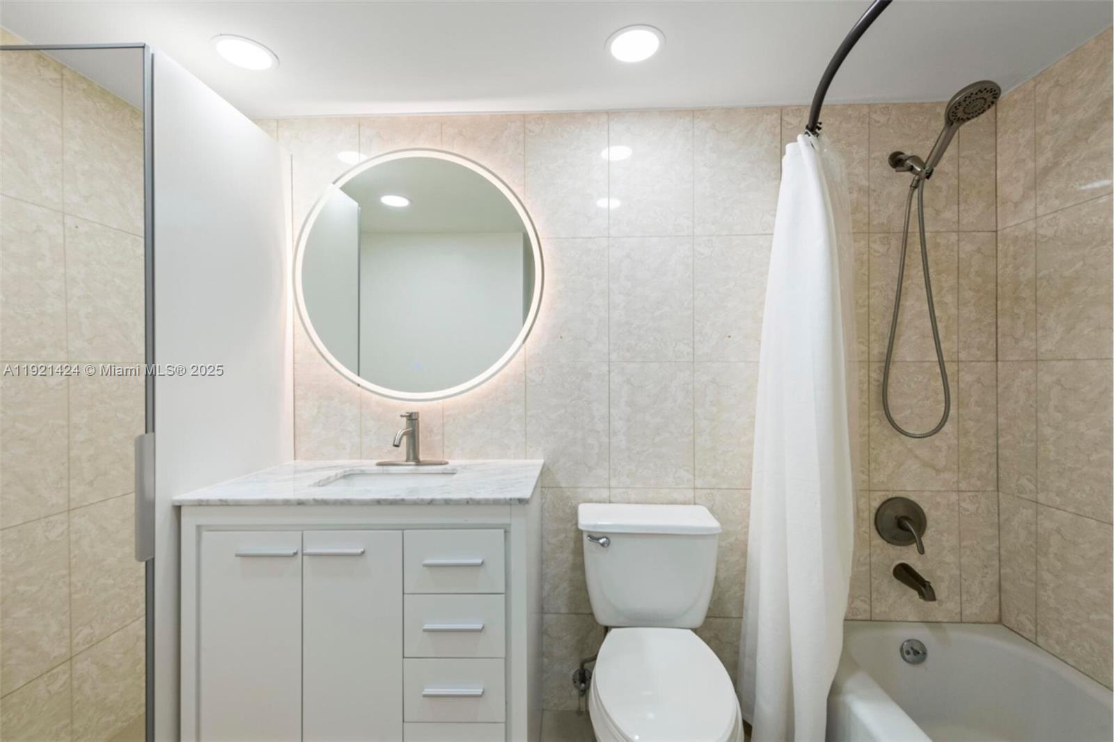 Photo of 19380 Collins Ave #PH-6, Sunny Isles Beach, Florida, 33160 -