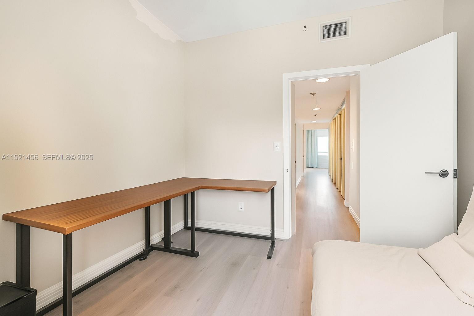 Photo of 429 Poinciana Dr #1415, Sunny Isles Beach, Florida, 33160 - Third bedroom