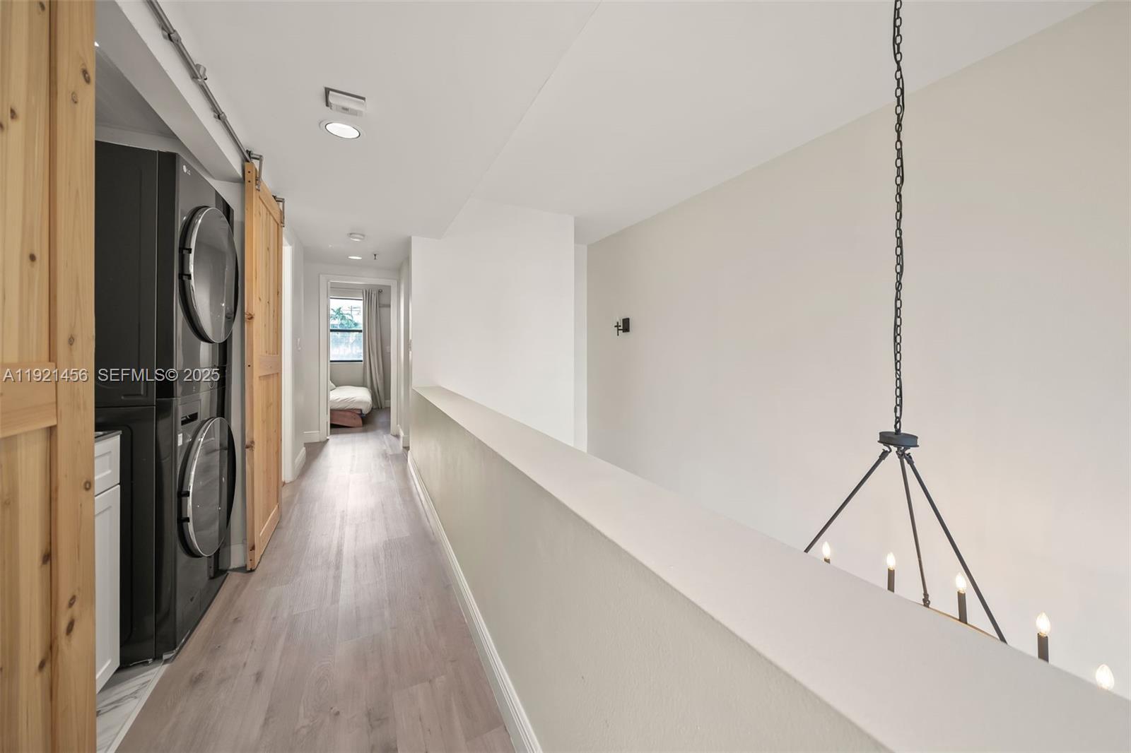 Photo of 429 Poinciana Dr #1415, Sunny Isles Beach, Florida, 33160 - Hallway