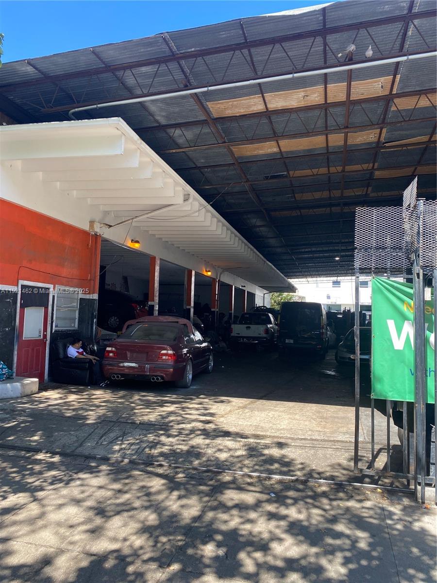 See details / sq. ft. $ 2025-11-26 0 Photo