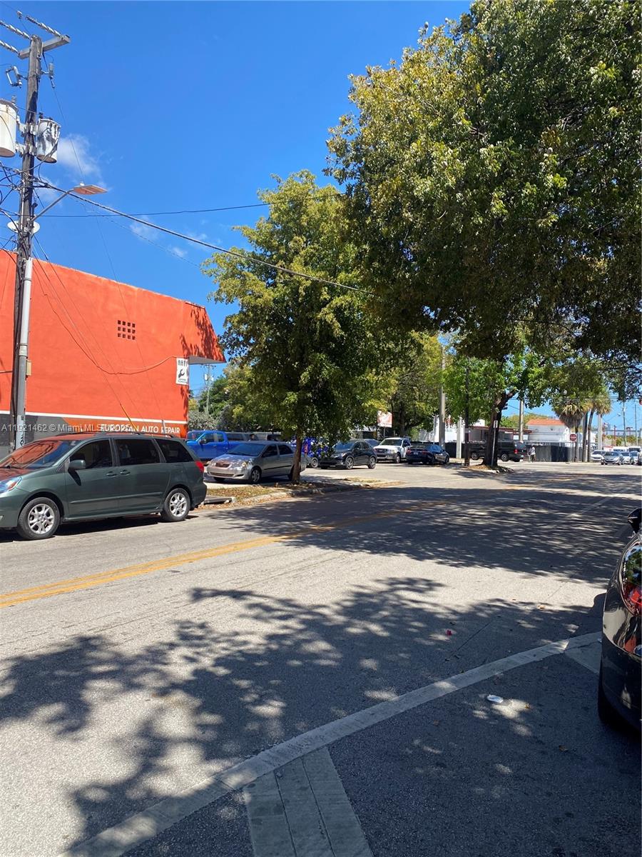 See details / sq. ft. $ 2025-11-26 0 Photo