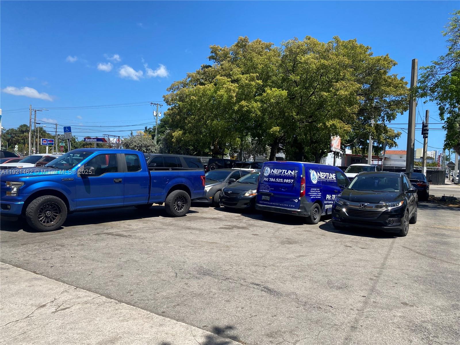 See details / sq. ft. $ 2025-11-26 0 Photo