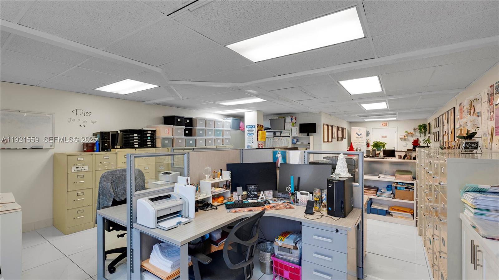 410  /   sq. ft. $ 2026-01-15 0 foto