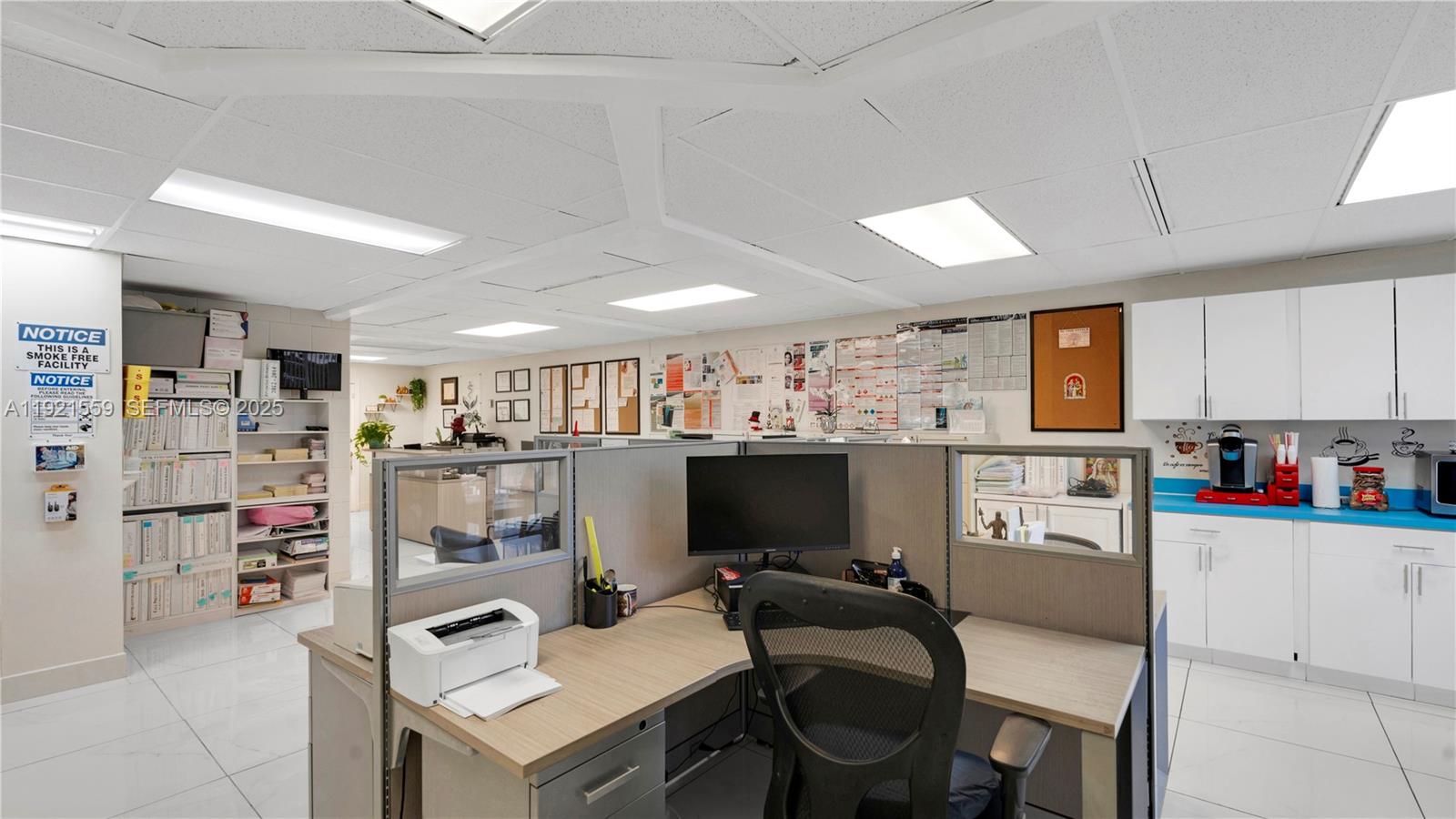 410  /   sq. ft. $ 2026-01-15 0 foto