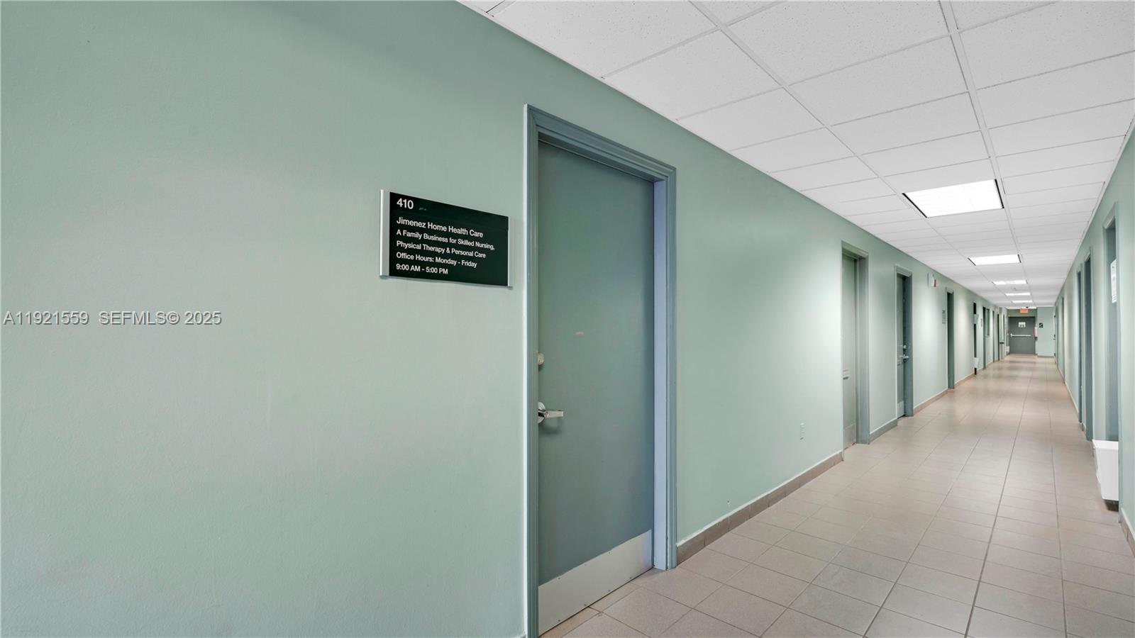 410  /   sq. ft. $ 2026-01-15 0 foto