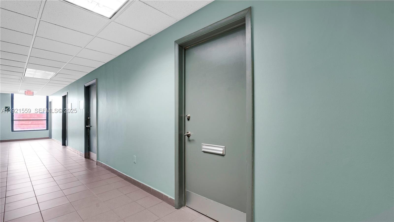 410  /   sq. ft. $ 2026-01-15 0 foto