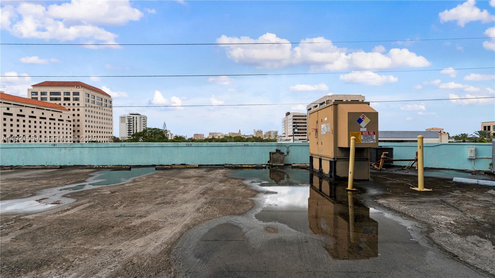 410  /   sq. ft. $ 2026-01-15 0 foto