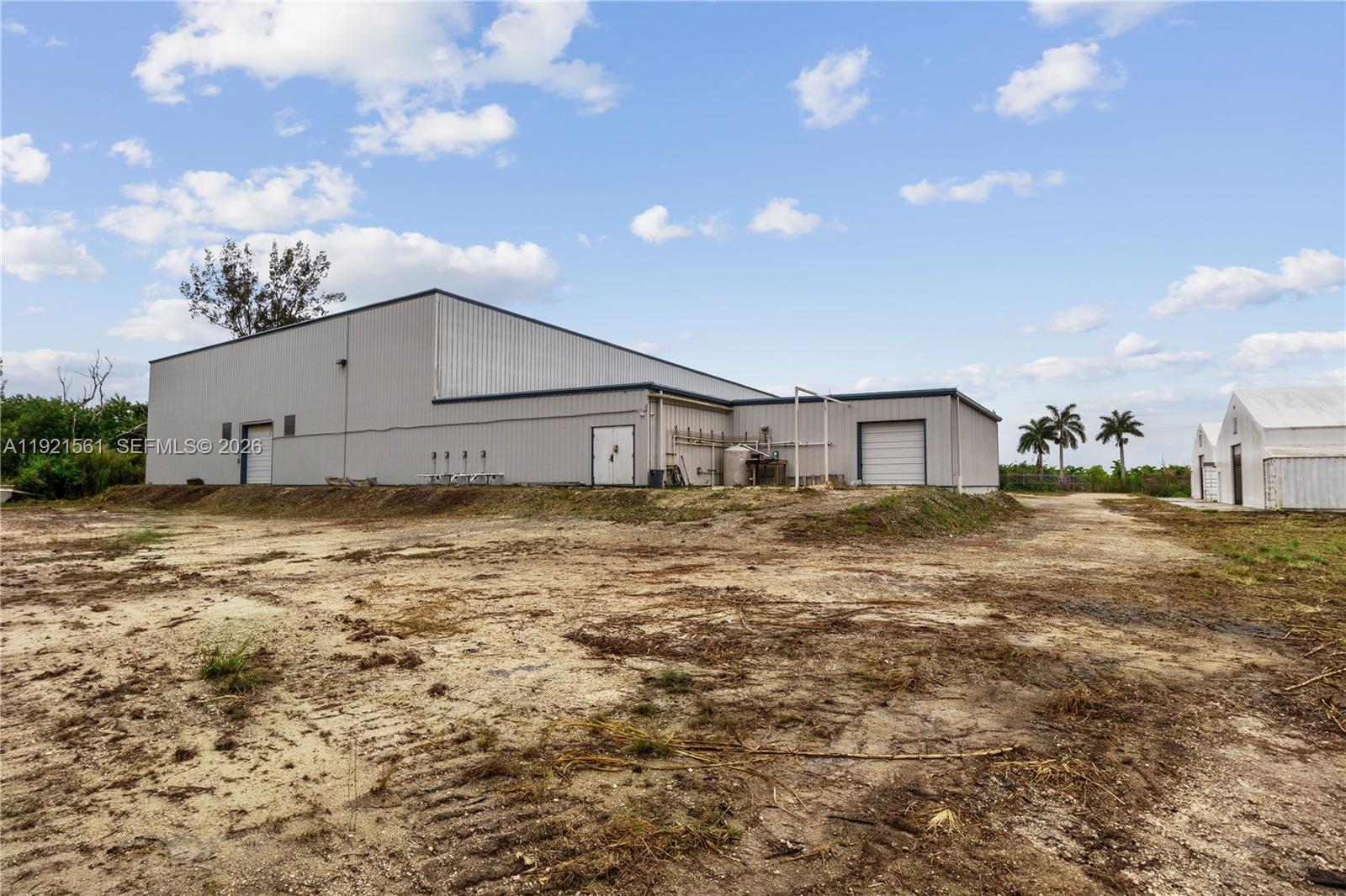   /   sq. ft. $ 2025-11-26 0 Photo