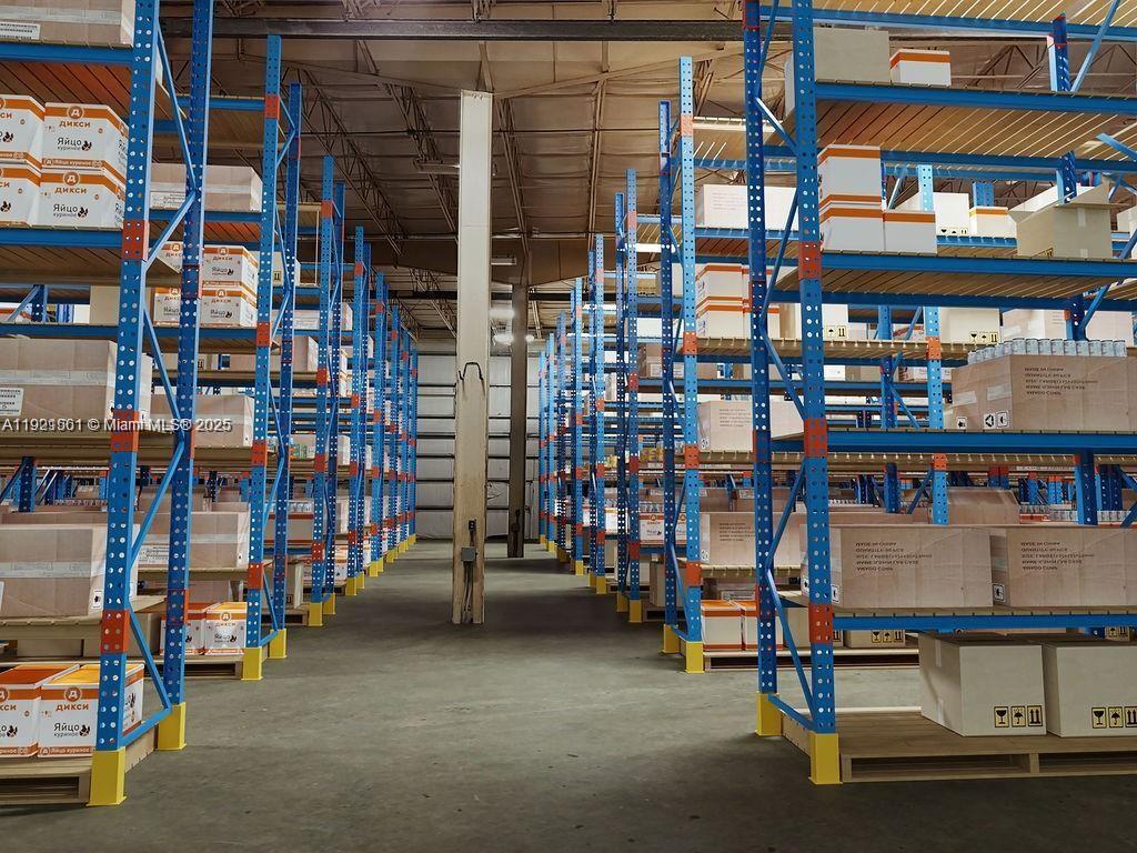   /   sq. ft. $ 2025-11-26 0 Photo