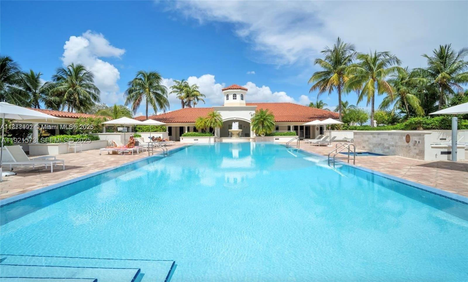 Photo of 20000 Country Club Dr  #1207, Aventura, Florida, 33180 - 