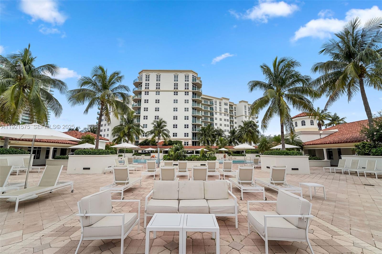 Photo of 19900 Country Club Dr #212, Aventura, Florida, 33180 -