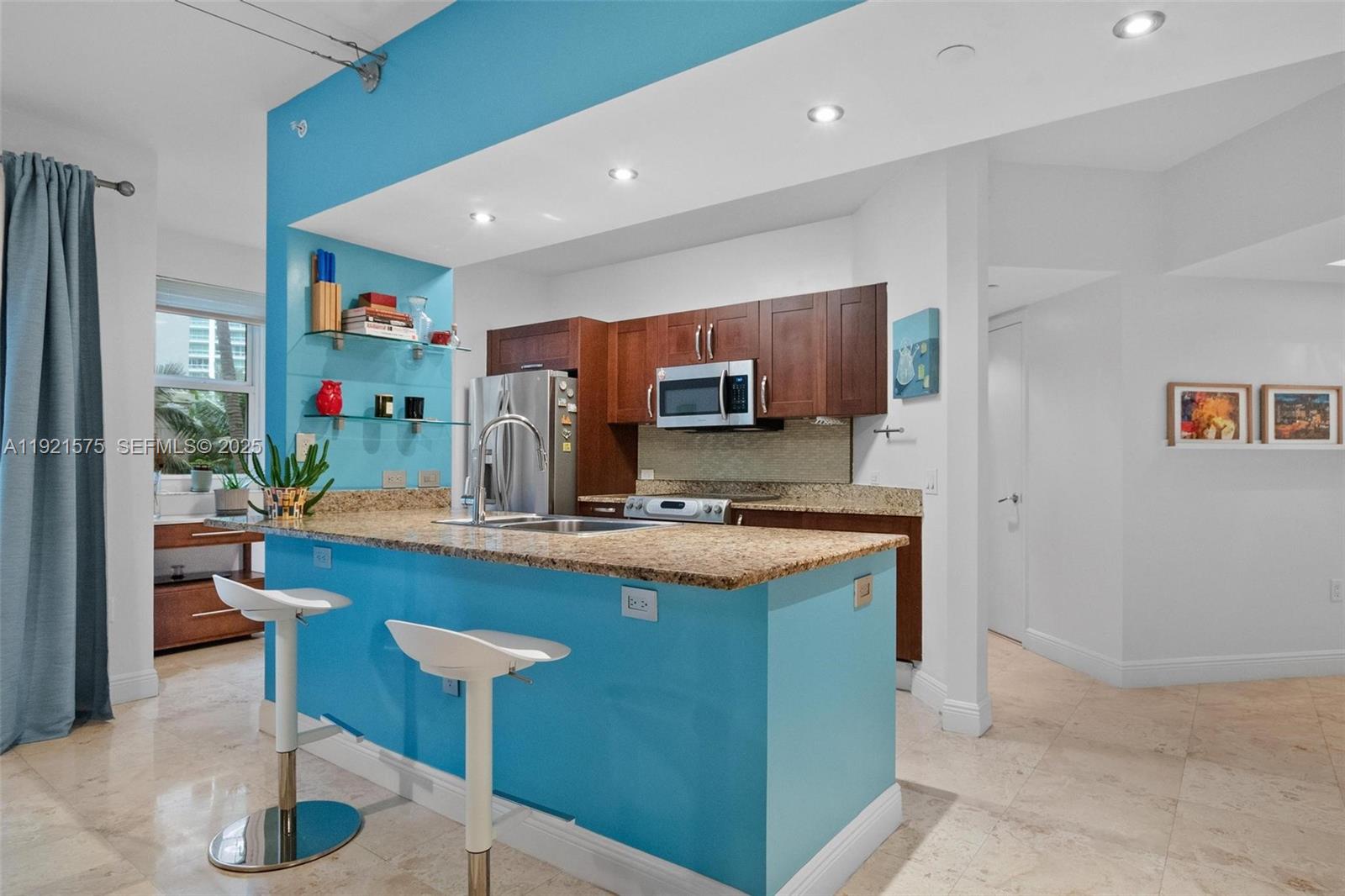 Photo of 19900 Country Club Dr #212, Aventura, Florida, 33180 -