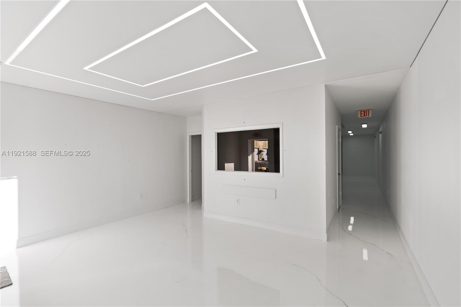 See details D106 / sq. ft. $ 2025-11-26 0 Photo