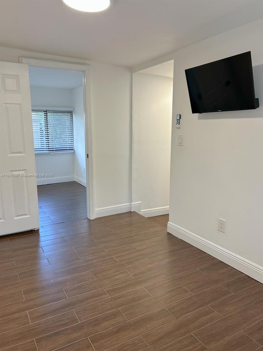 See details / 1715 sq. ft. $ 2025-11-26 0 Photo