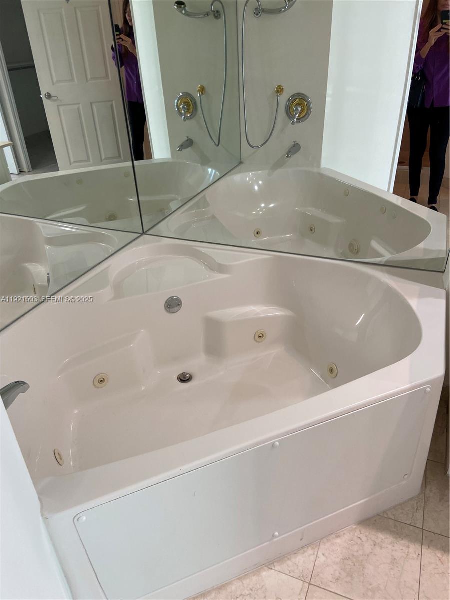 Photo of 3370 Hidden Bay Dr #1914, Aventura, Florida, 33180 -