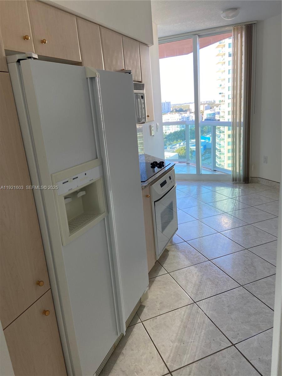 Photo of 3370 Hidden Bay Dr #1914, Aventura, Florida, 33180 -