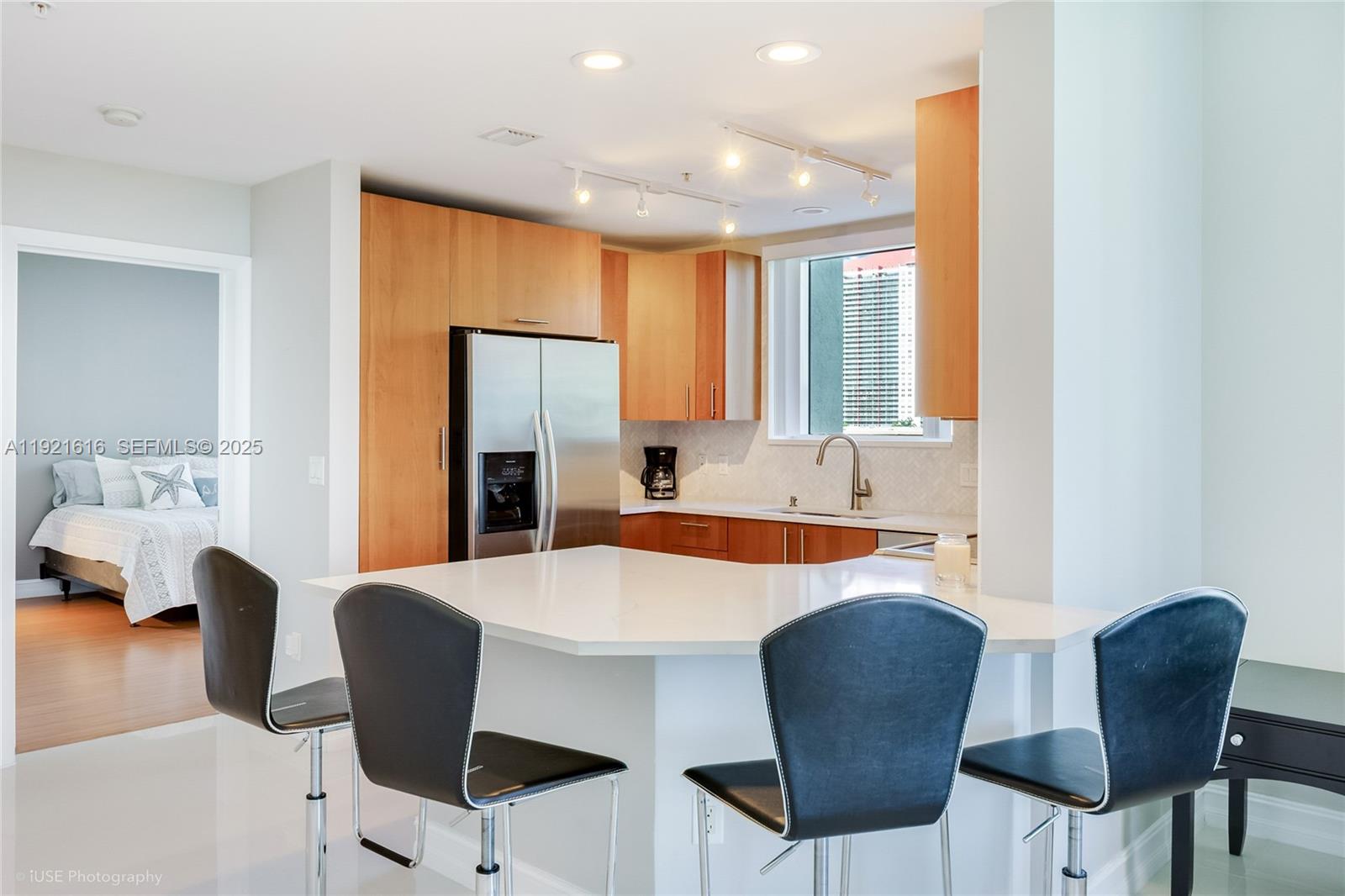 Photo of 1945 Ocean Dr  #414, Hallandale Beach, Florida, 33009 - 