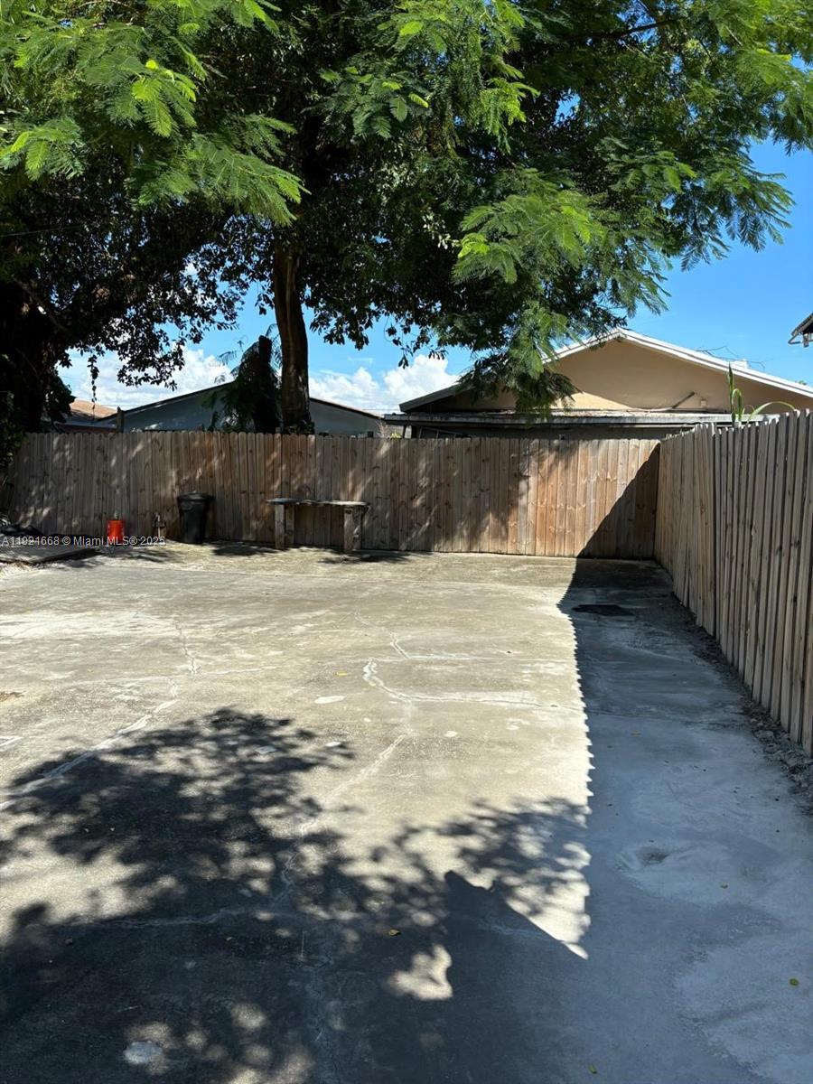 See details / 1064 sq. ft. $ 2025-11-26 0 Photo