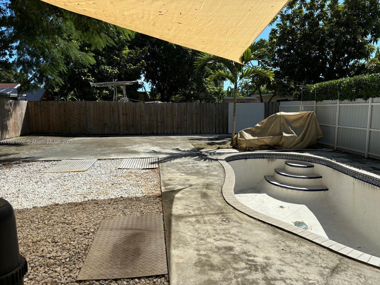 See details / 1064 sq. ft. $ 2025-11-26 0 Photo