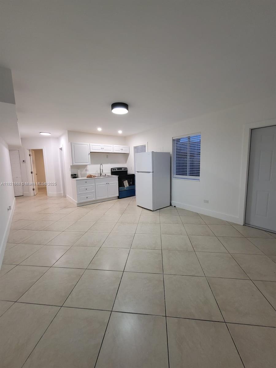 See details / 1064 sq. ft. $ 2025-11-26 0 Photo