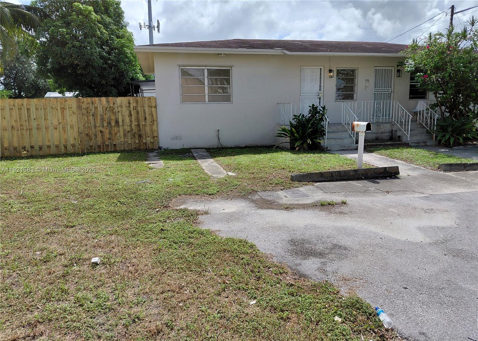 See details / 1370 sq. ft. $ 2025-11-26 0 Photo