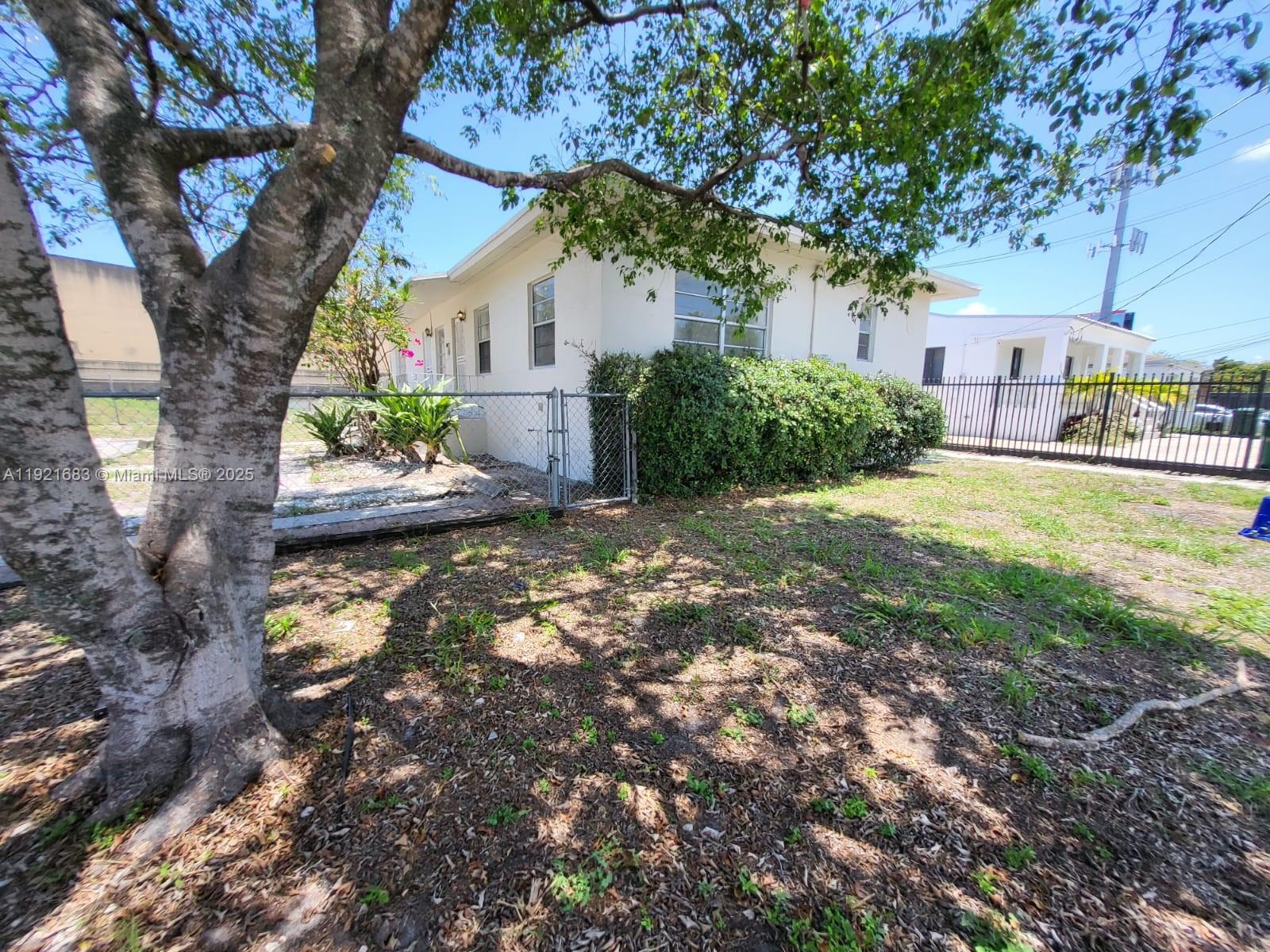 See details / 1370 sq. ft. $ 2025-11-26 0 Photo