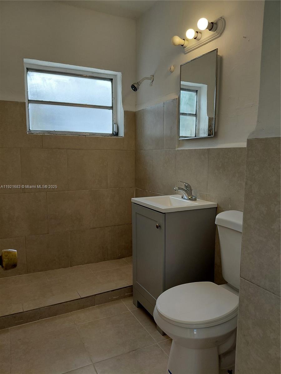 See details / 1370 sq. ft. $ 2025-11-26 0 Photo