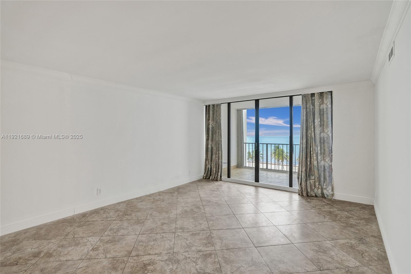 Photo of 2401 Ocean Dr  #701, Hollywood, Florida, 33019 - 