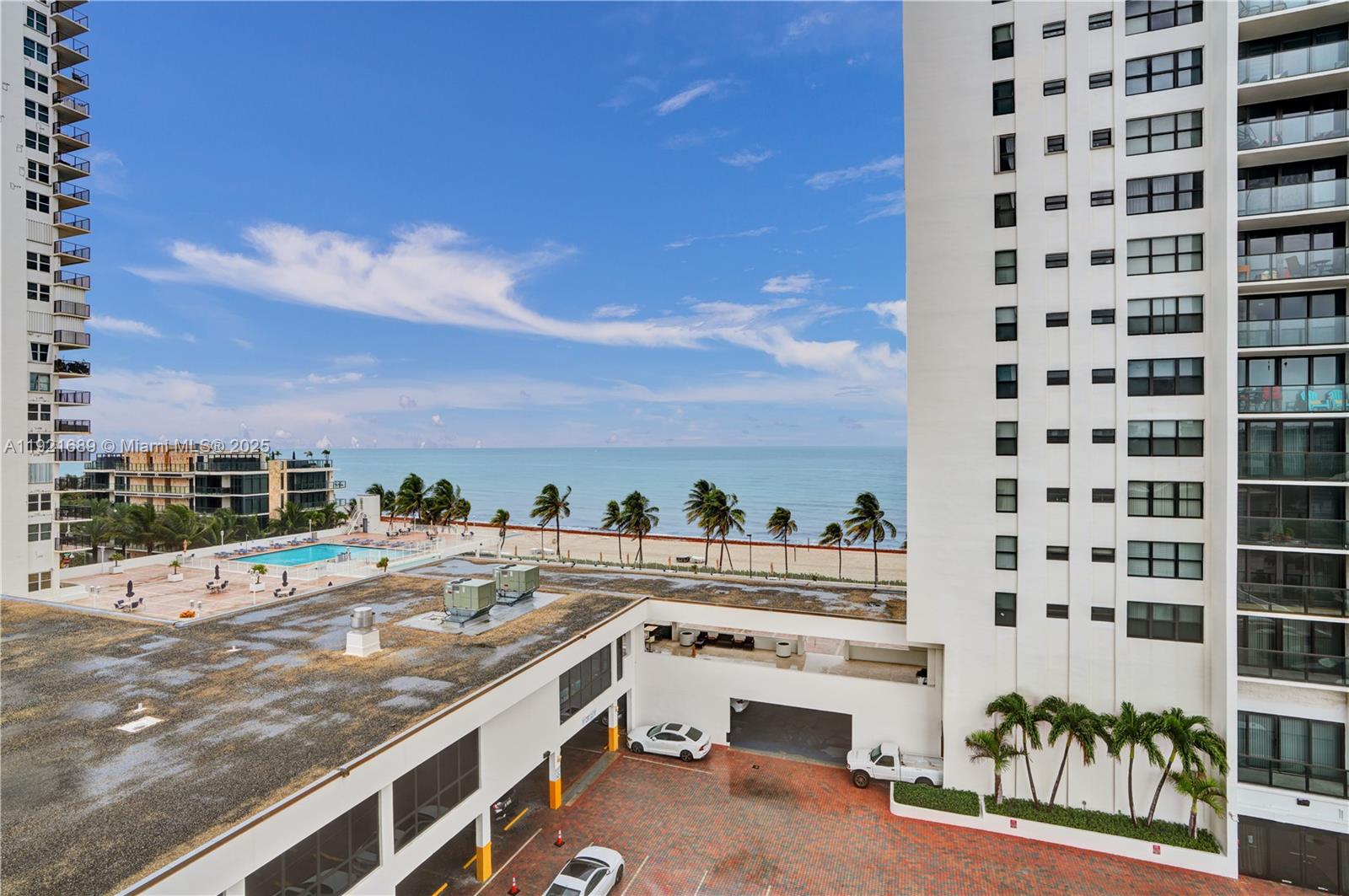 Photo of 2401 Ocean Dr  #701, Hollywood, Florida, 33019 - 