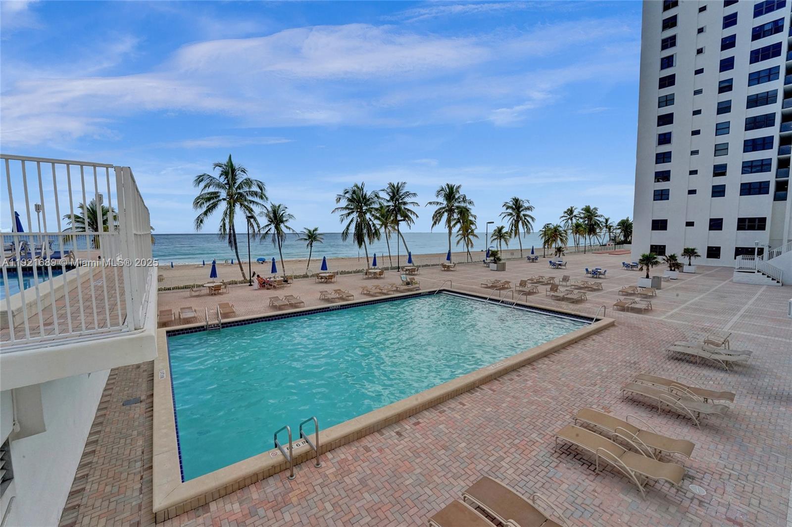 Photo of 2401 Ocean Dr  #701, Hollywood, Florida, 33019 - 