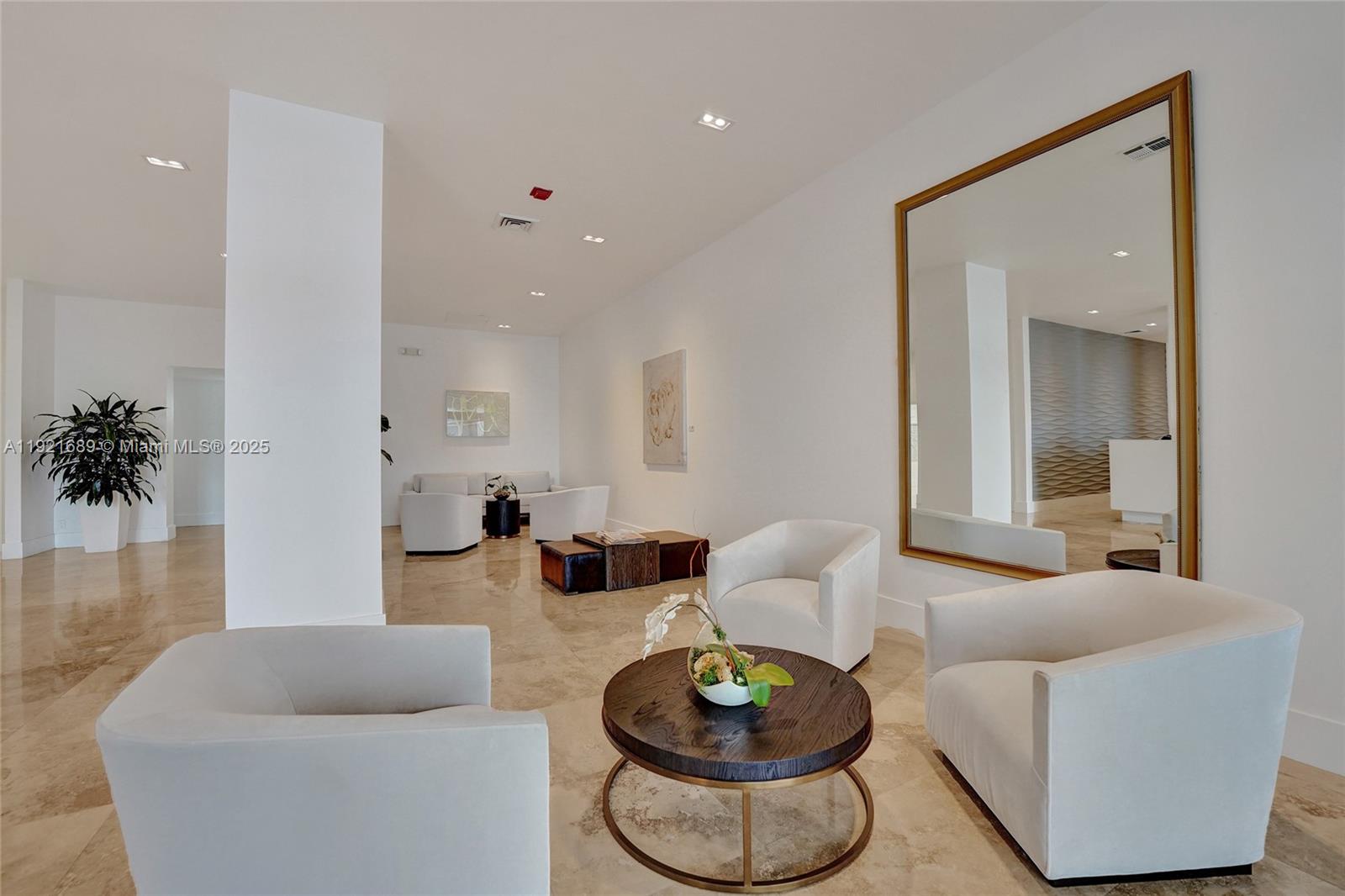 Photo of 2401 Ocean Dr  #701, Hollywood, Florida, 33019 - 