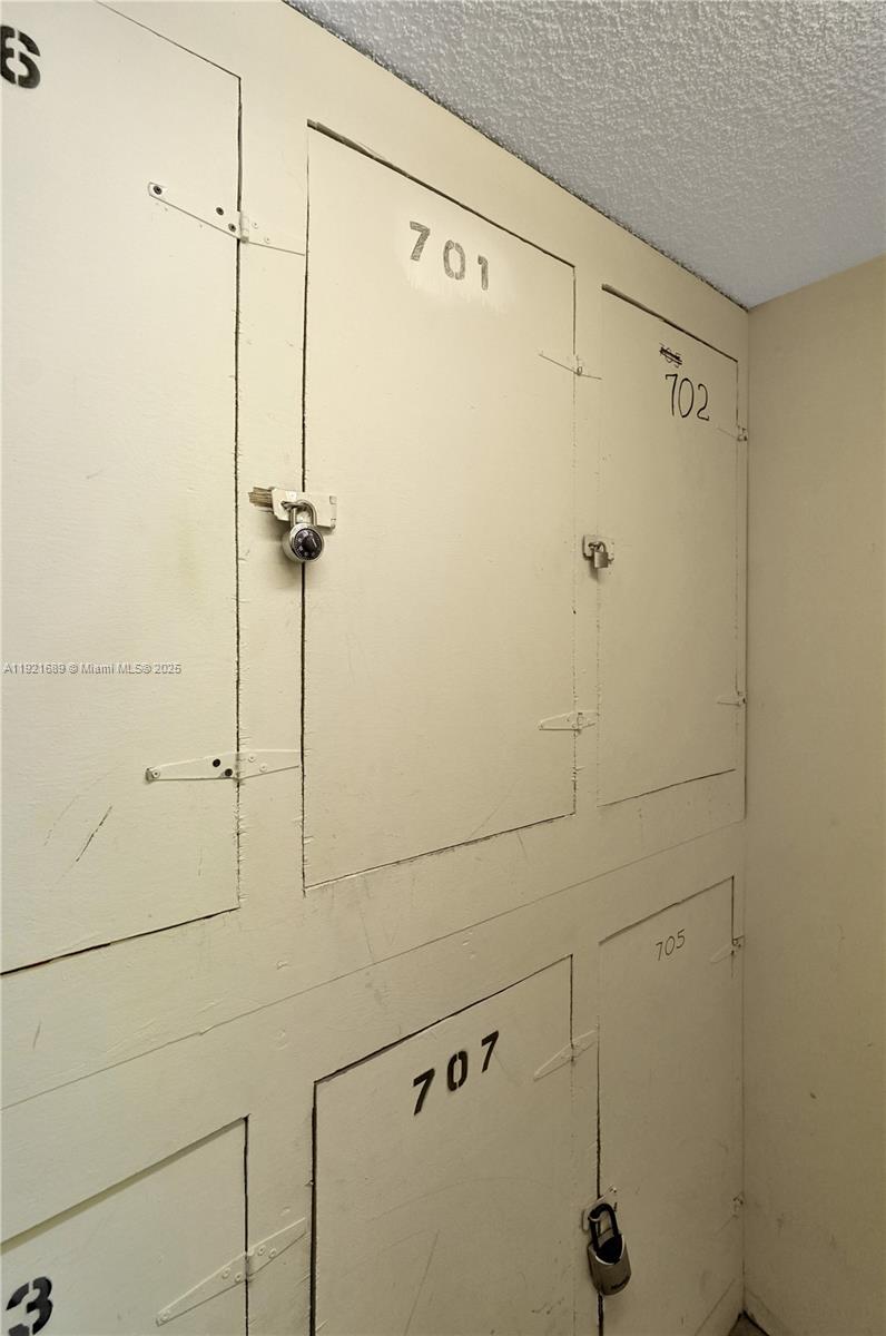 Photo of 2401 Ocean Dr  #701, Hollywood, Florida, 33019 - 