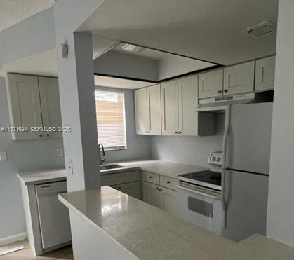   /  3013 sq. ft. $ 2025-11-26 0 Photo