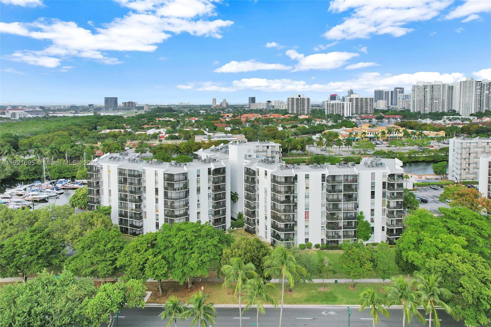 Photo of 3401 Country Club Dr  #307, Aventura, Florida, 33180 - 