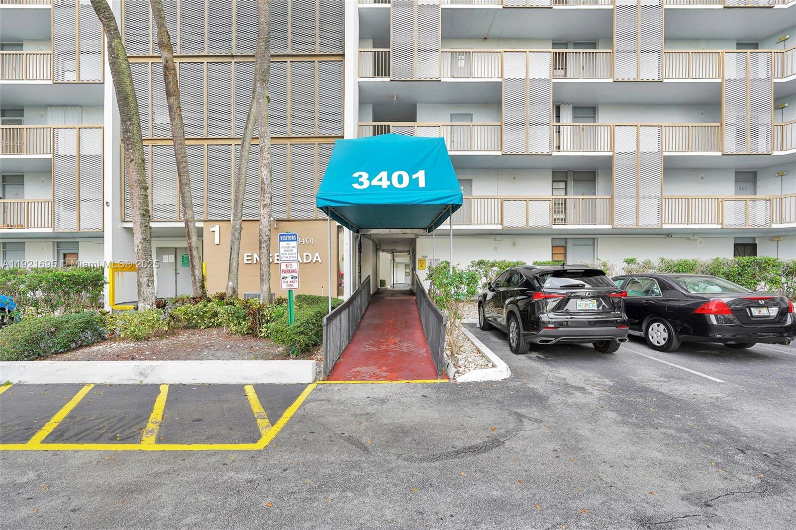 Photo of 3401 Country Club Dr  #307, Aventura, Florida, 33180 - 