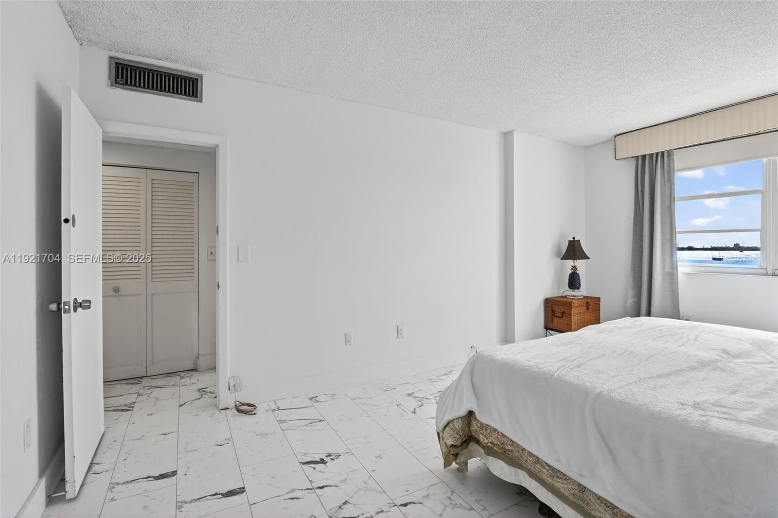 308 2 / 2 1220 sq. ft. $ 2025-11-26 0 Photo