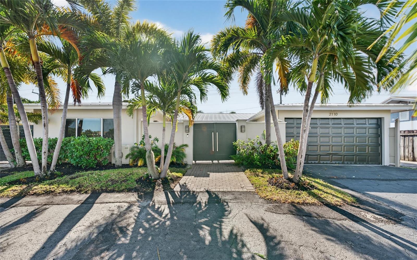 Ver detalles / 0 2533 sq. ft. $ 2026-05-13 0 foto