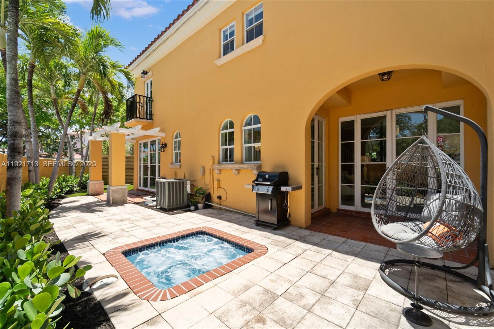 Photo of 18475 30th Pl  (18475), Aventura, Florida, 33160 - 